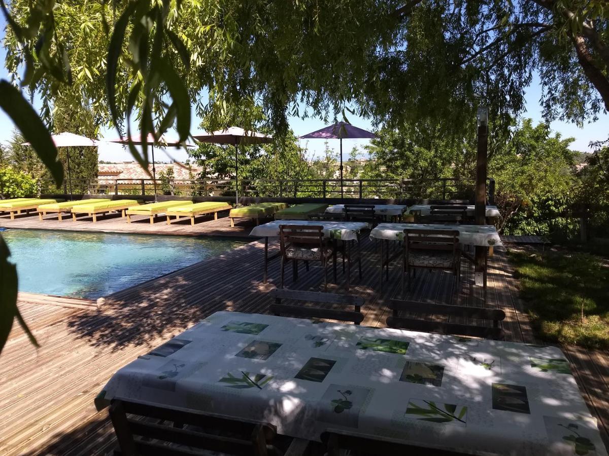 Les Terrasses De Valensole Acomodação com café da manhã Exterior foto