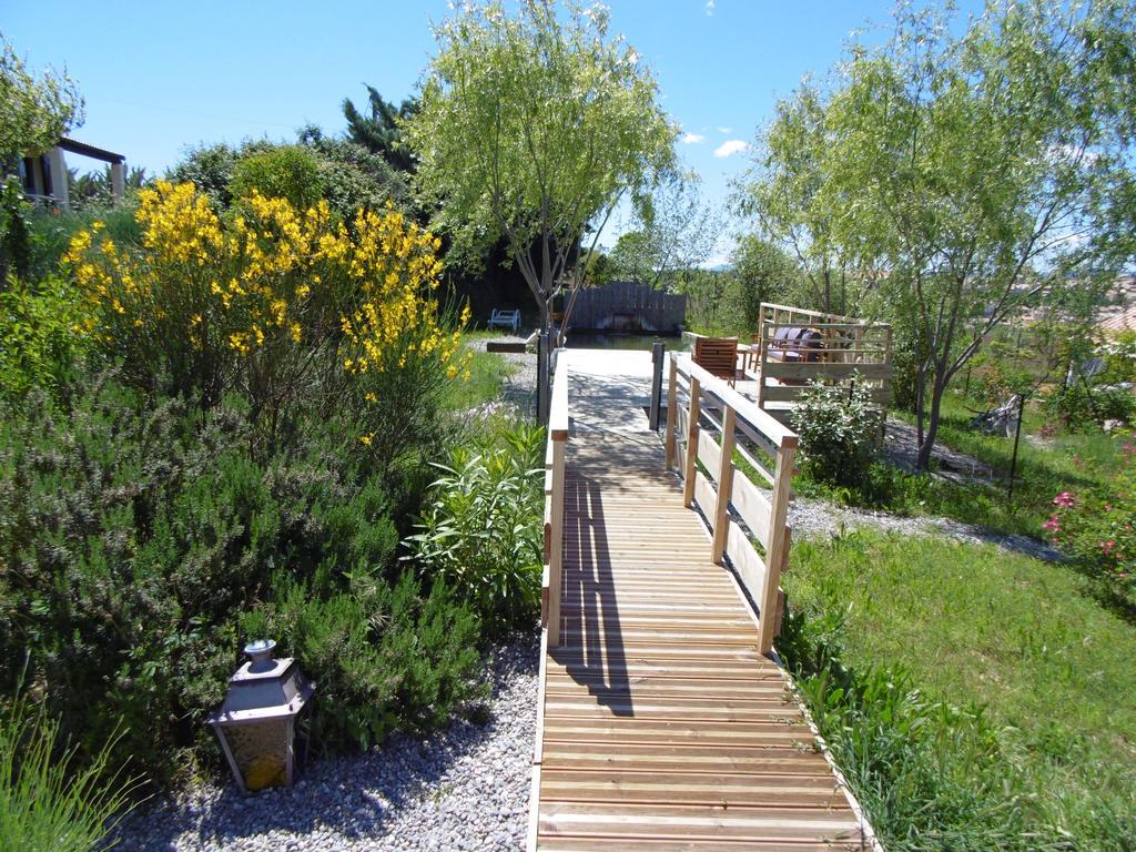 Les Terrasses De Valensole Acomodação com café da manhã Exterior foto