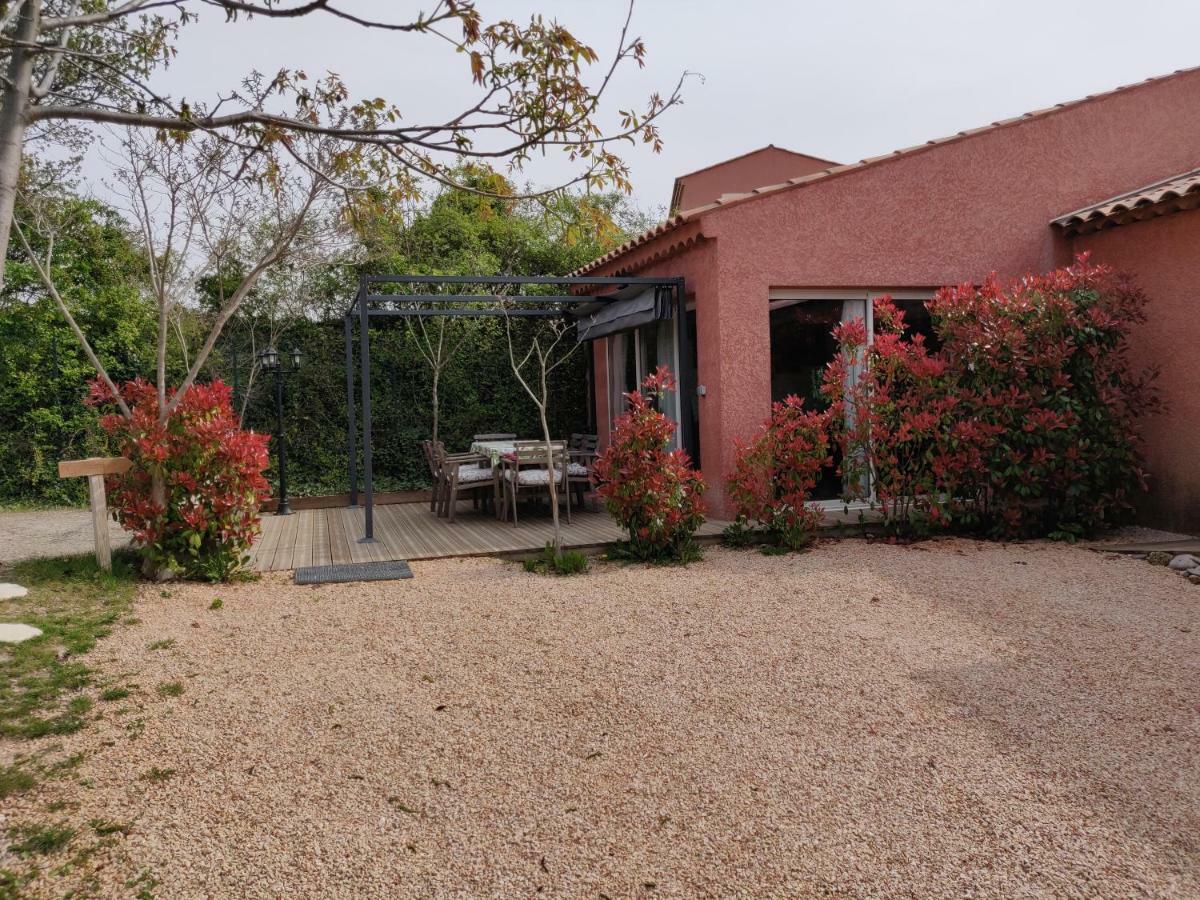 Les Terrasses De Valensole Acomodação com café da manhã Exterior foto